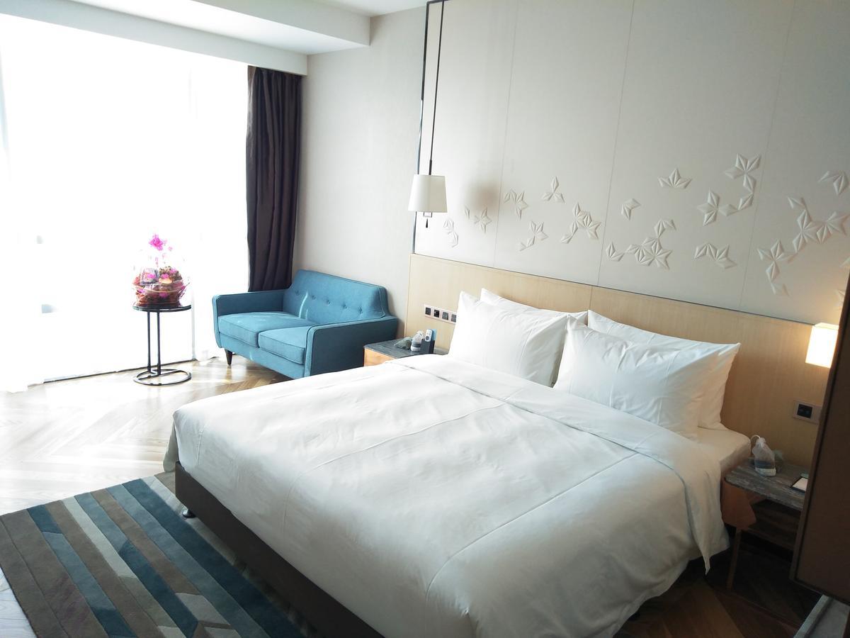 Brandi Hotel Foshan Bagian luar foto