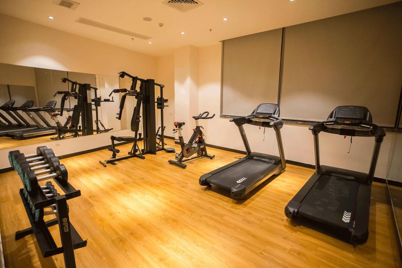 Brandi Hotel Foshan Bagian luar foto